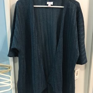 Lularoe Lindsay NWT size small